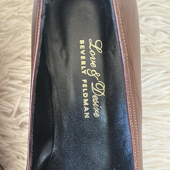 Women’s Sz 8.5 copper cut out bow kitten heels sophisticated luxury pumps shoes - Picture 4 of 8